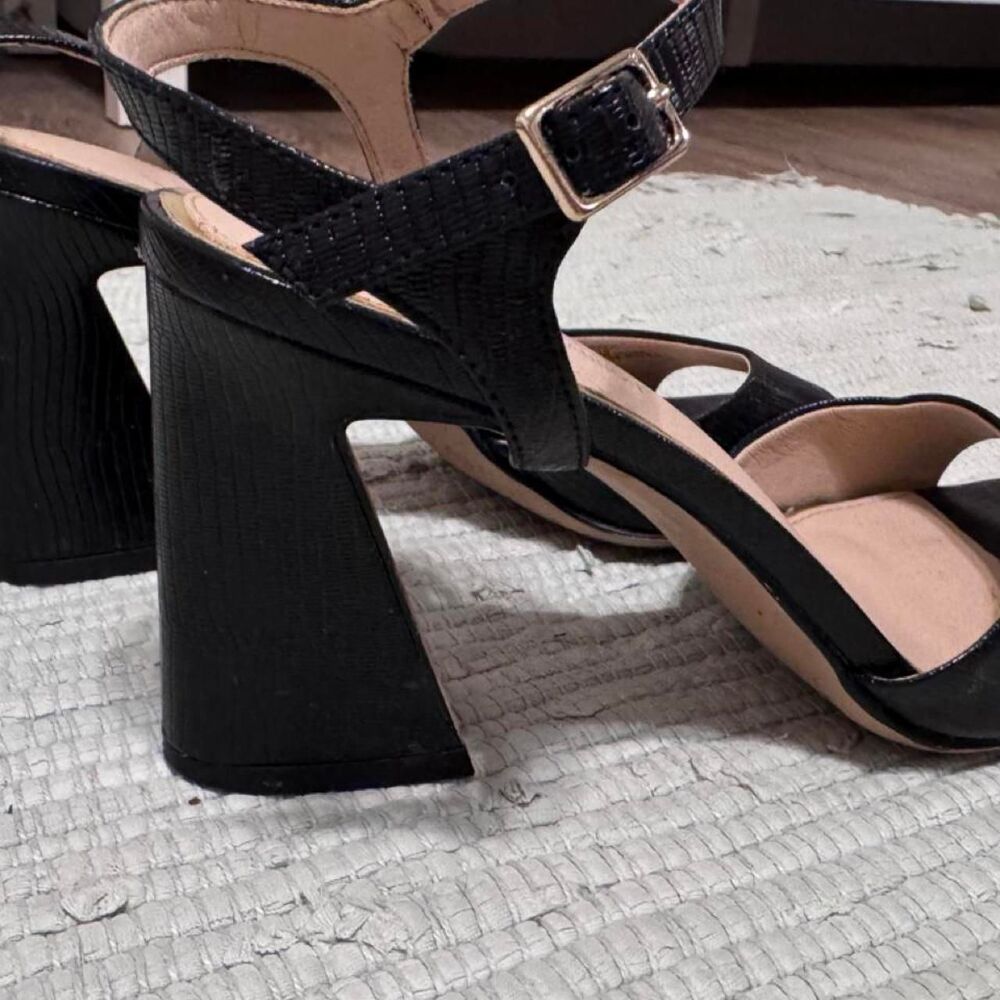 Michael-shannon-shoes Women's Black Footwear